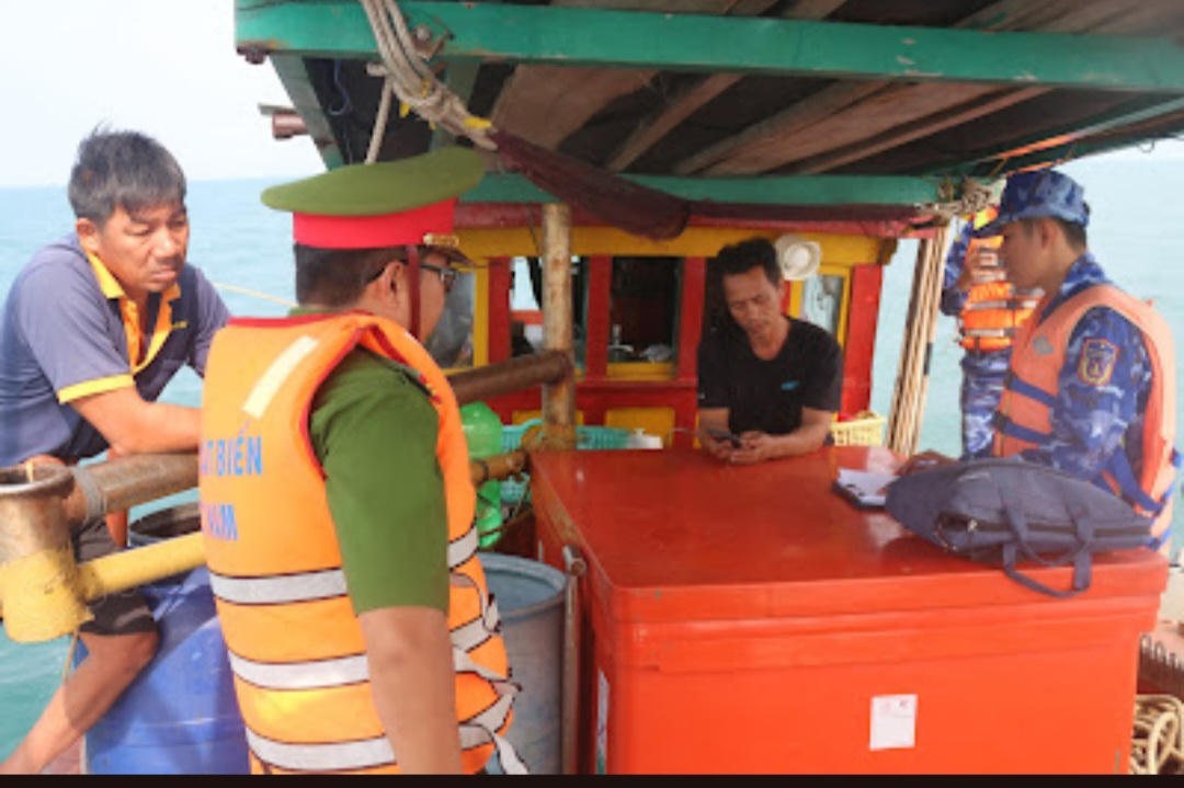 Triển khai quyết liệt các biện pháp ổn định tình hình trên vùng biển Cà Mau