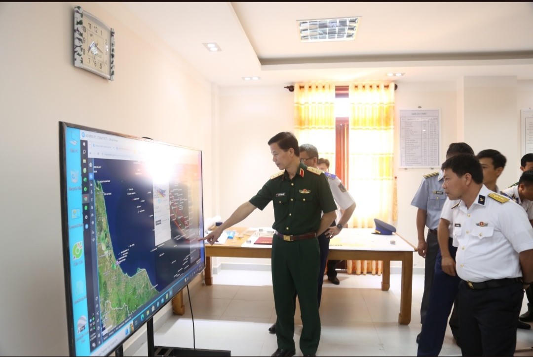 Bộ Quốc phòng kiểm tra Sở Chỉ huy Liên hợp chống khai thác IUU