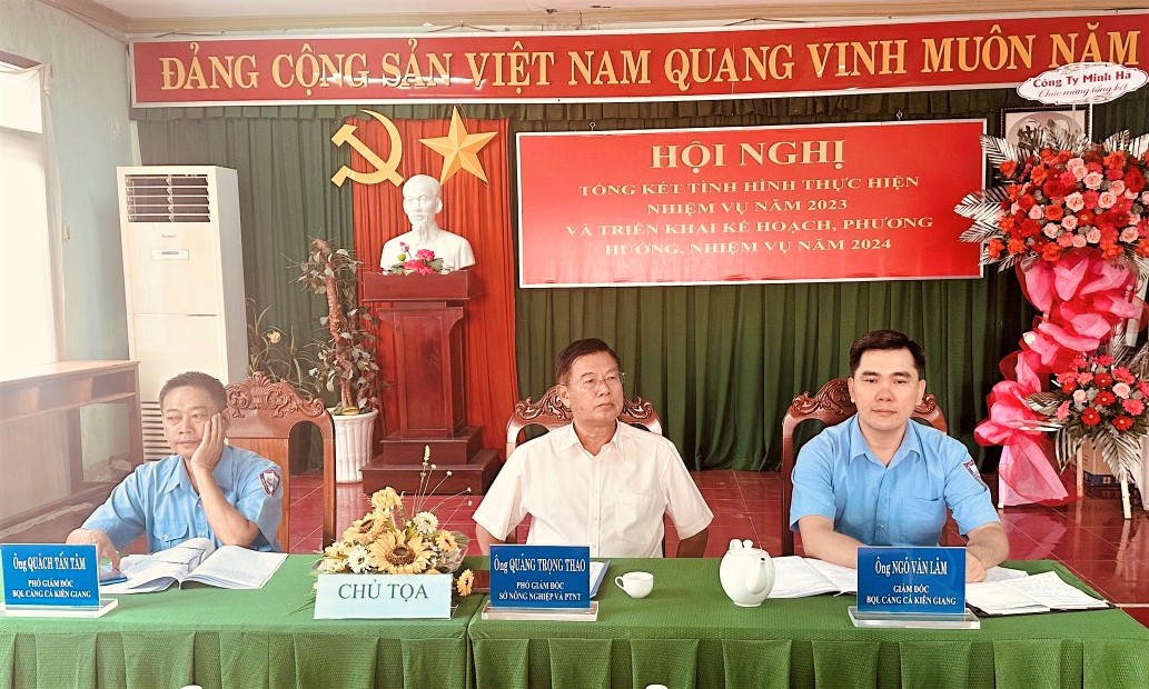 'Siết' quản lý tàu cá ra vào cảng cá Kiên Giang