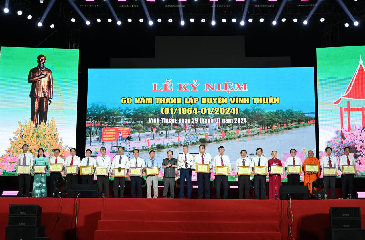 60 năm đổi thay trên vùng đất anh hùng Vĩnh Thuận