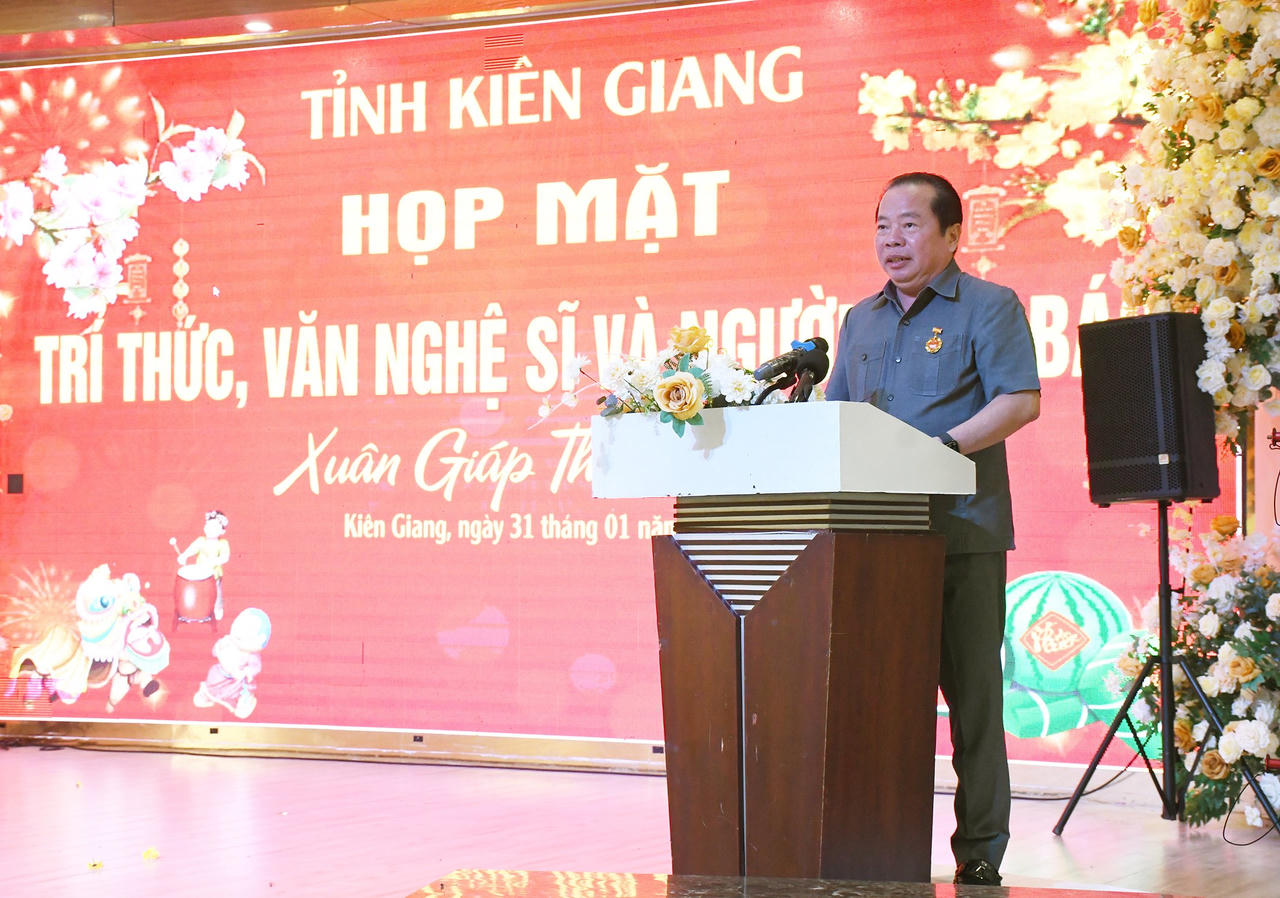 Khen thưởng trí thức, văn nghệ sỹ, nhà báo có nhiều đóng góp cho Kiên Giang