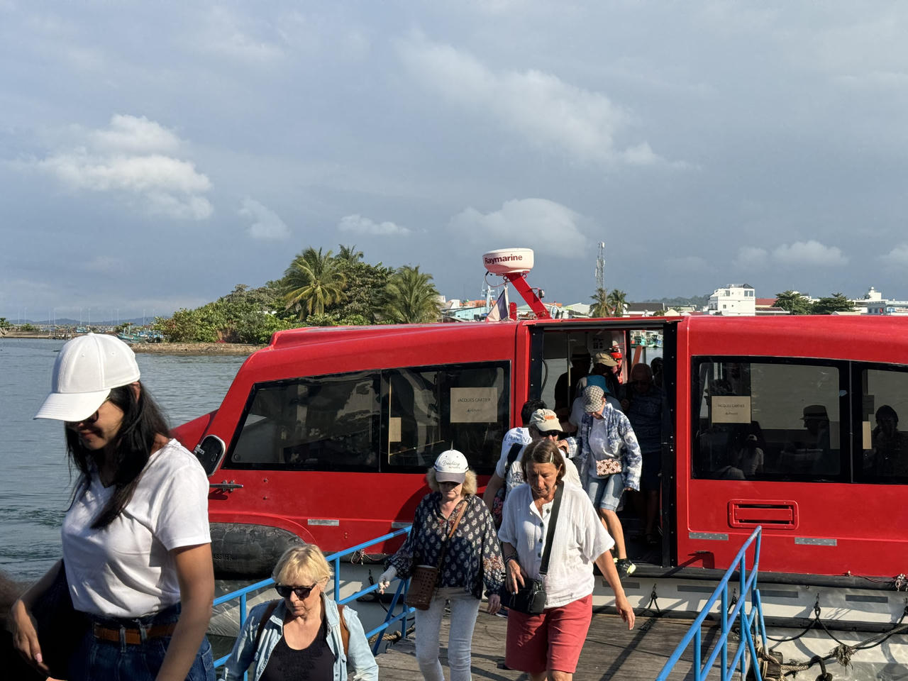 Siêu du thuyền đưa khách quốc tế khám phá văn hoá đời sống người dân Phú Quốc