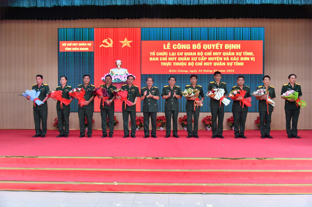 Tổ chức lại đơn vị thuộc Bộ Chỉ huy Quân sự tỉnh Kiên Giang