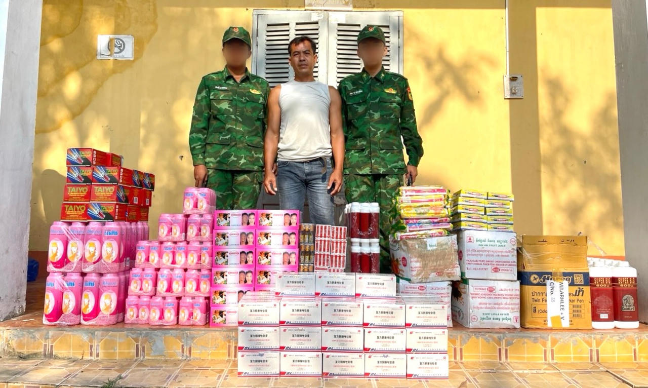 BĐBP An Giang liên tiếp bắt giữ 2 vụ vận chuyển hàng lậu từ biên giới vào nội địa