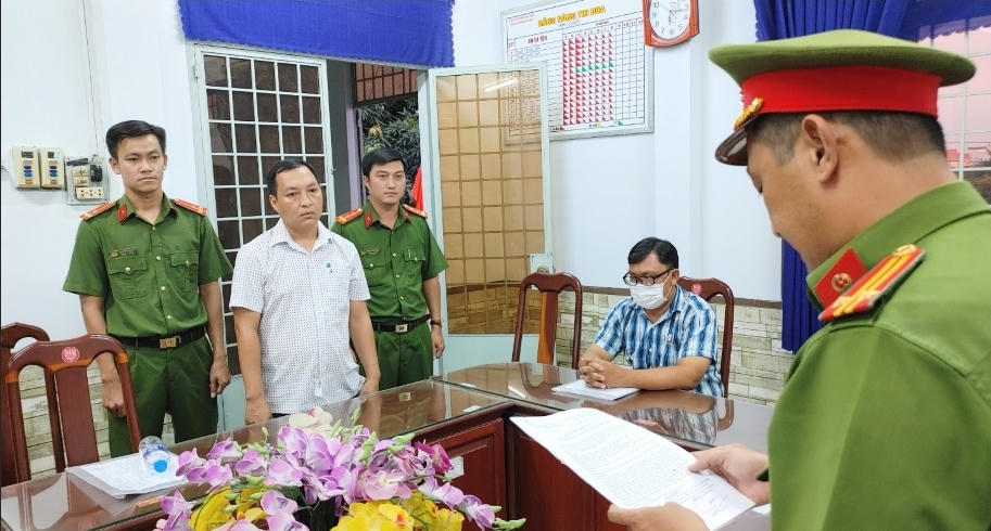 Bắt tạm giam giám đốc và cán bộ kỹ thuật của Công ty TNHH Tư vấn xây dựng Song Tiến 