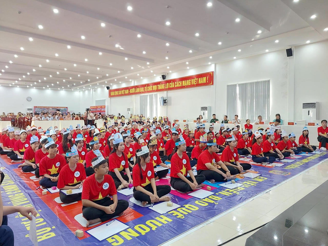 Ấm áp chương trình "Cảnh sát biển đồng hành với ngư dân"