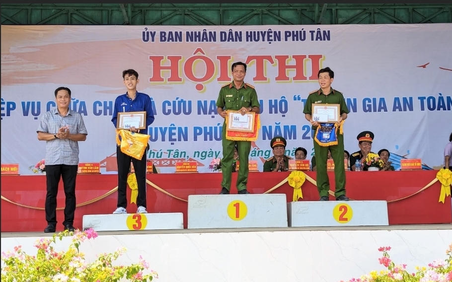 An Giang: Sôi nổi Hội thi “Tổ liên gia an toàn phòng cháy chữa cháy”