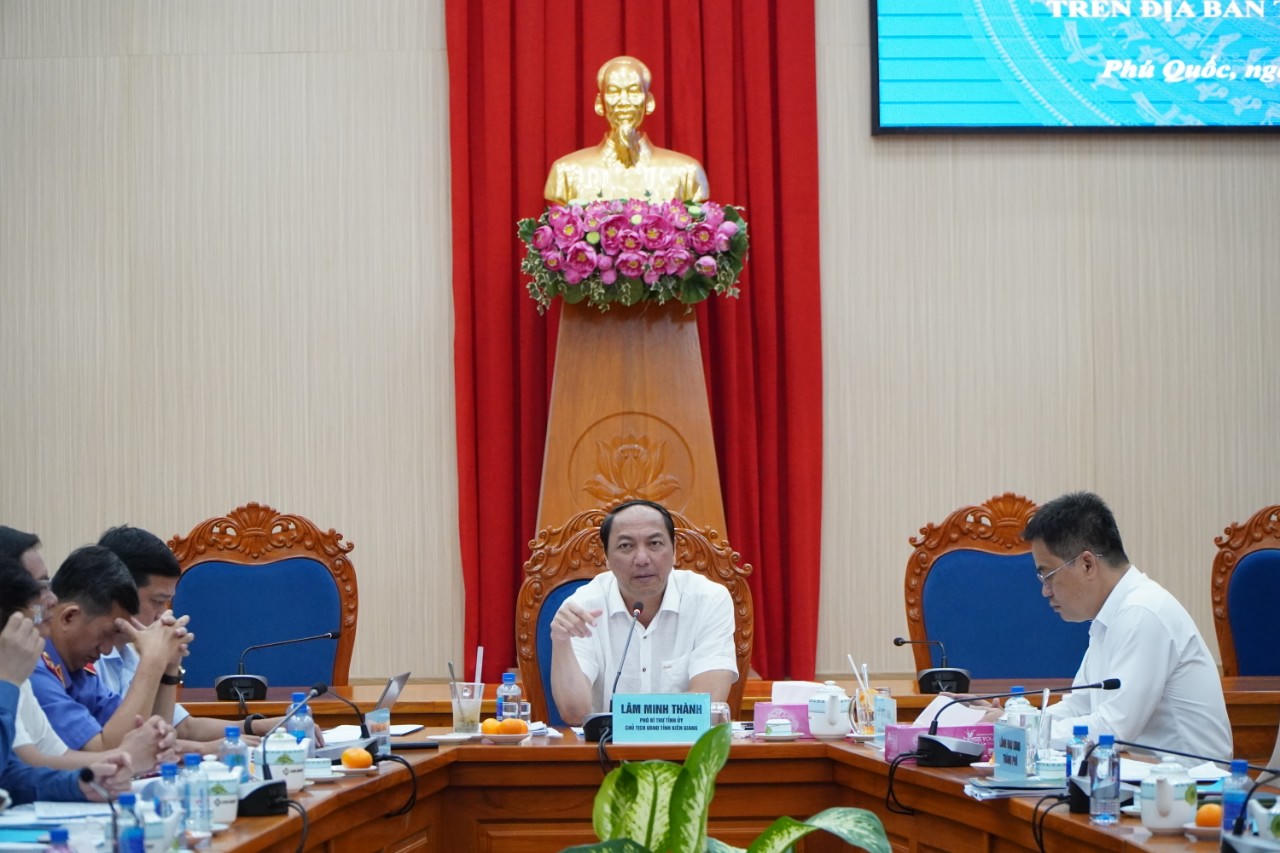 Kiên Giang kiên quyết xử lý lấn chiếm đất rừng và nỗ lực hỗ trợ tái định cư cho dân