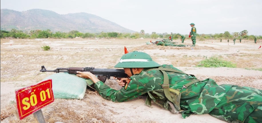 Chiến sĩ mới BĐBP tỉnh An Giang tự tin hoàn thành Kiểm tra “3 tiếng nổ”