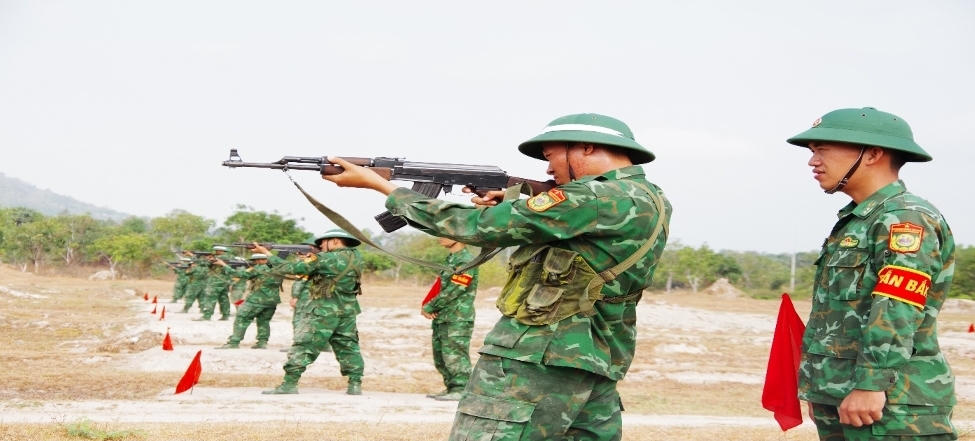 Chiến sĩ mới BĐBP tỉnh An Giang tự tin hoàn thành Kiểm tra “3 tiếng nổ”