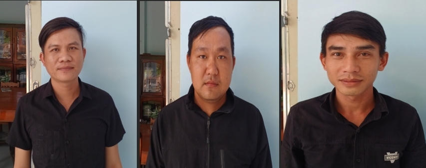 Bắt quả tang nhóm đối tượng khai thác cát trái phép trên sông Tiền