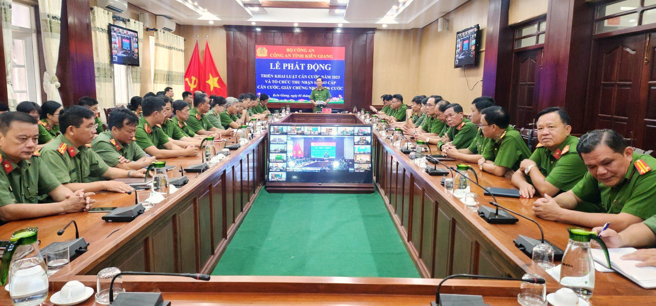 Kiên Giang: Đồng loạt triển khai cấp thẻ căn cước cho người dân