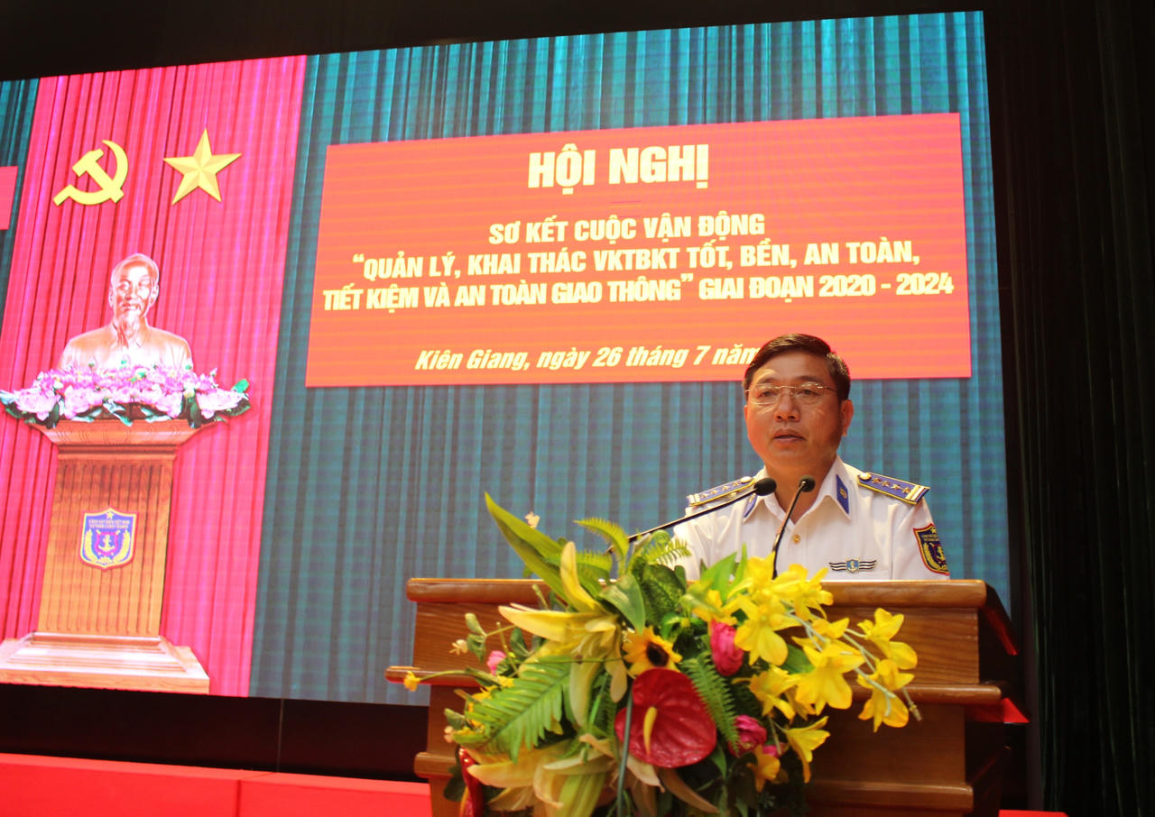 BTL Vùng Cảnh sát biển 4 nâng cao chất lượng toàn diện cuộc vận động 50