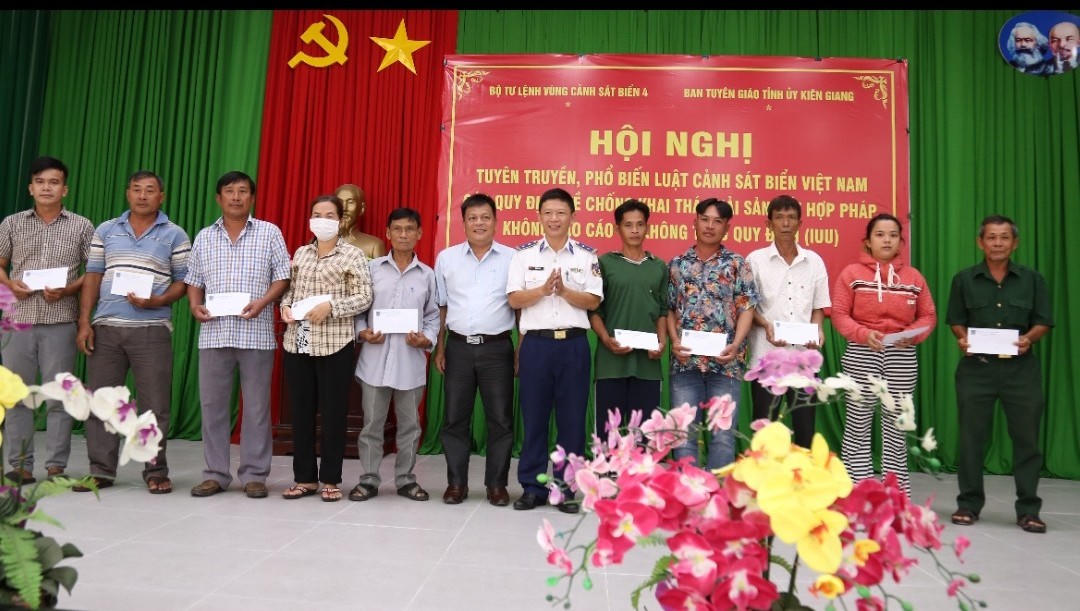 BTL Vùng Cảnh sát biển 4 tuyên truyền các văn bản mới của pháp luật về chống khai thác IUU
