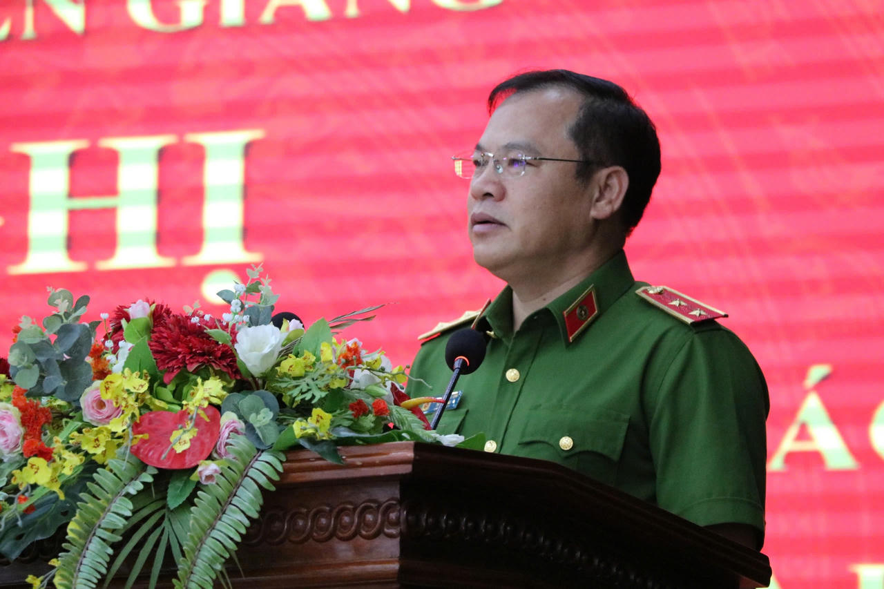 Thứ trưởng Bộ Công an yêu cầu tiếp tục phát huy khí thế tấn công tội phạm tại Phú Quốc