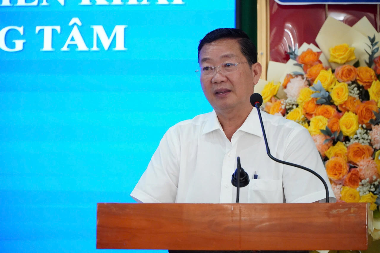 Kiên Giang: Trao tặng danh hiệu Nhà giáo ưu tú cho 13 giáo viên