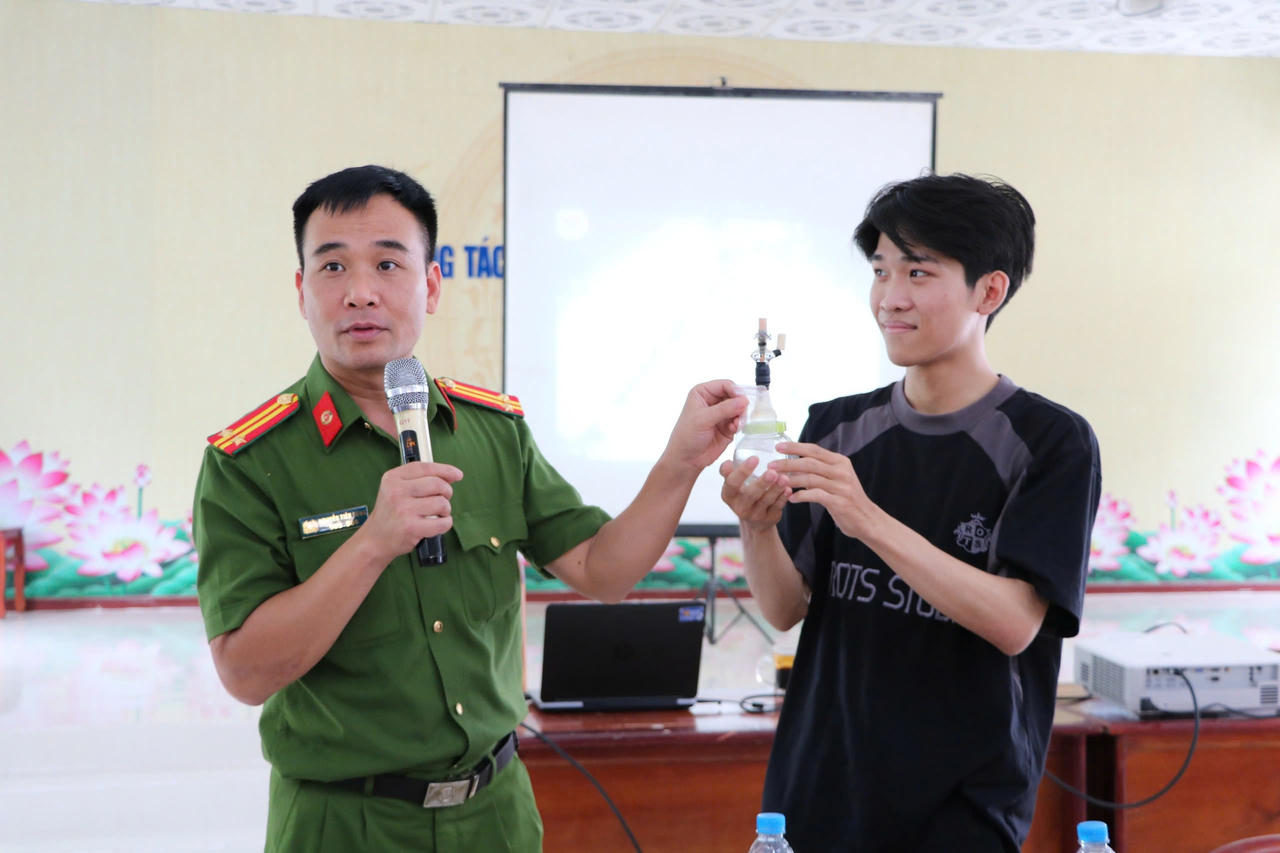 Phòng, chống ma tuý cần sự chung tay từ cộng đồng