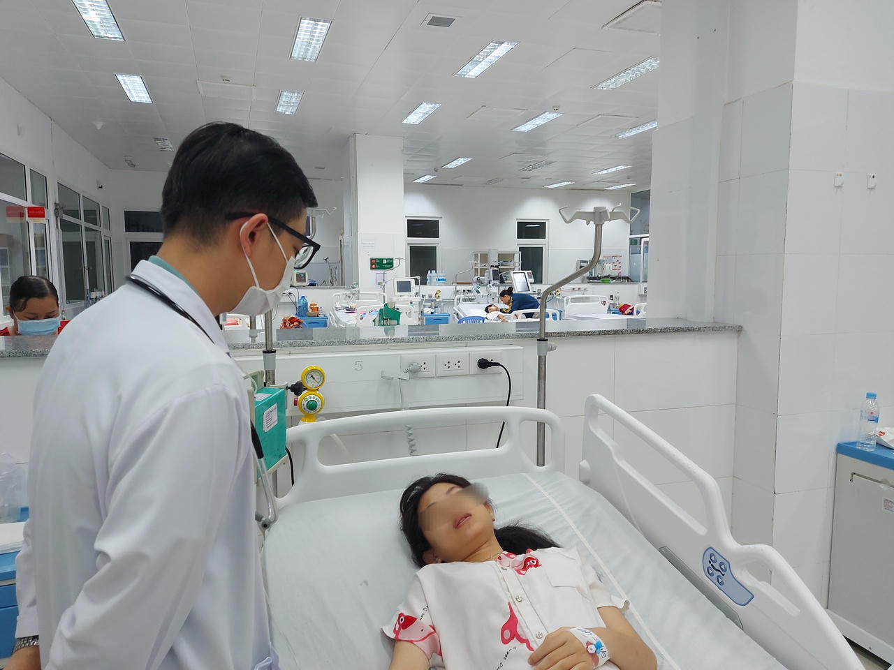 Tạm đình chỉ căng tin trường THCS và THPT Kiên Hải 