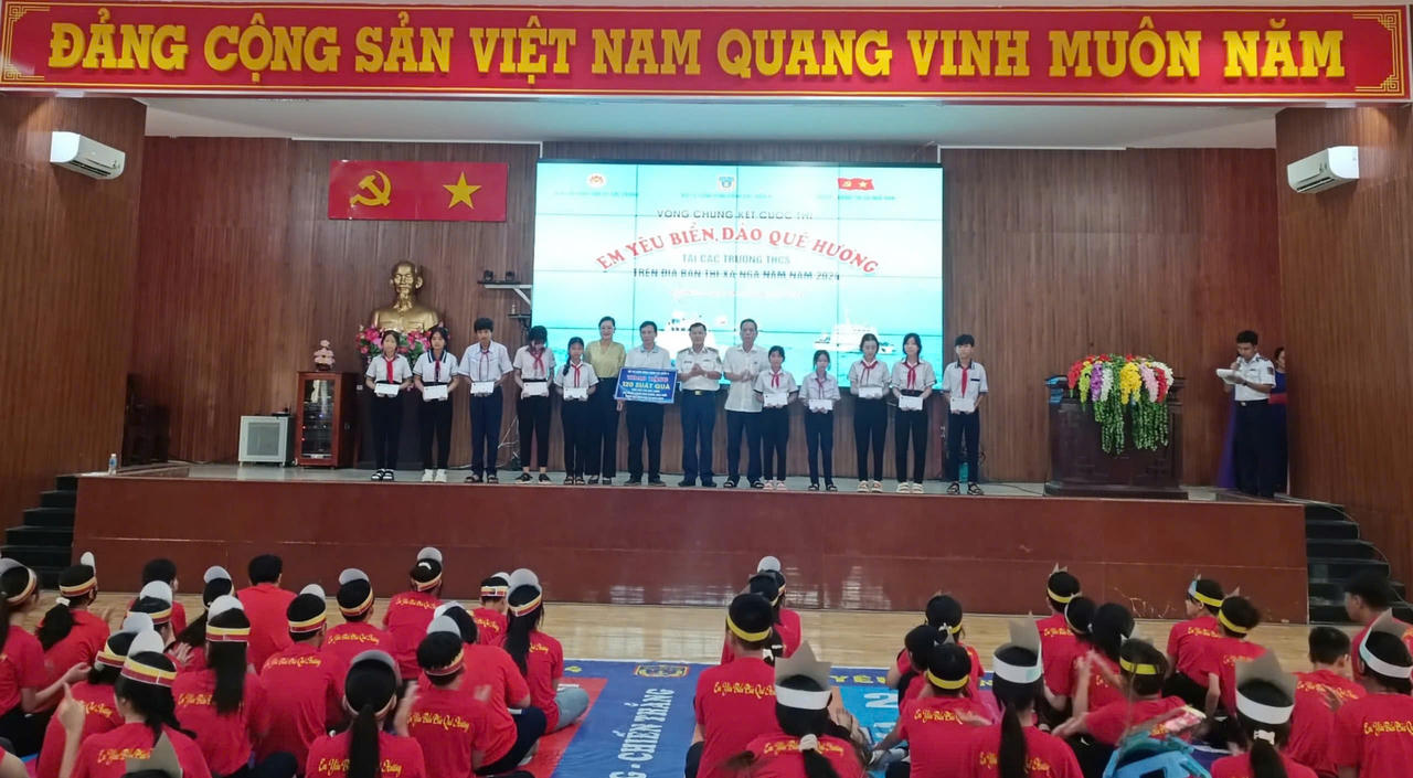 Chung kết cuộc thi 'Em yêu biển, đảo quê hương' tại Sóc Trăng