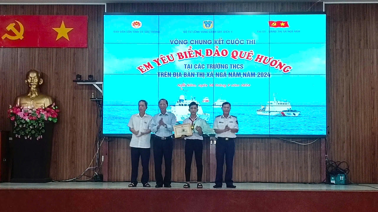 Chung kết cuộc thi 'Em yêu biển, đảo quê hương' tại Sóc Trăng