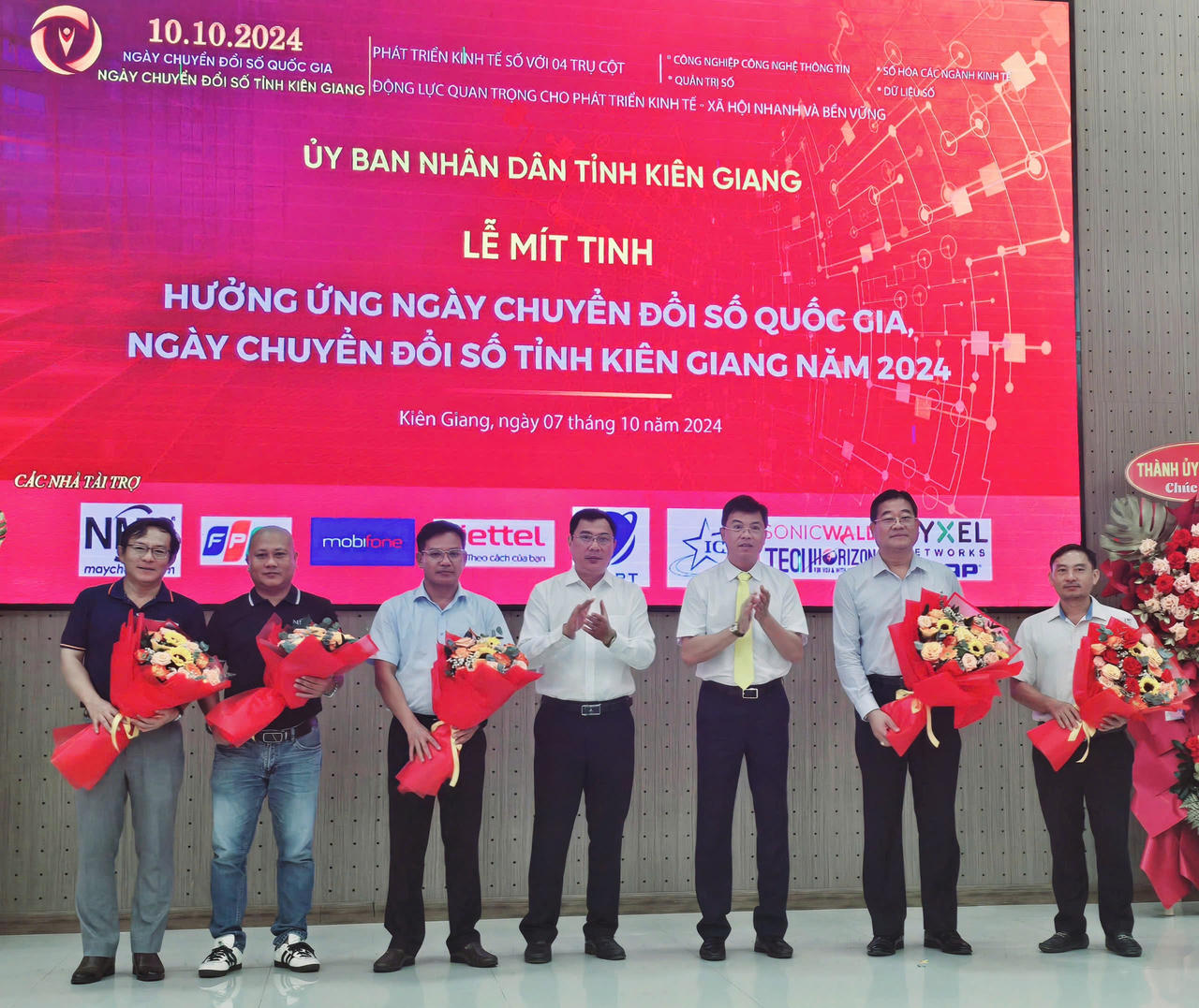 Chuyển đổi số là một giải pháp quan trọng​ phát triển kinh tế - xã hội Kiên Giang