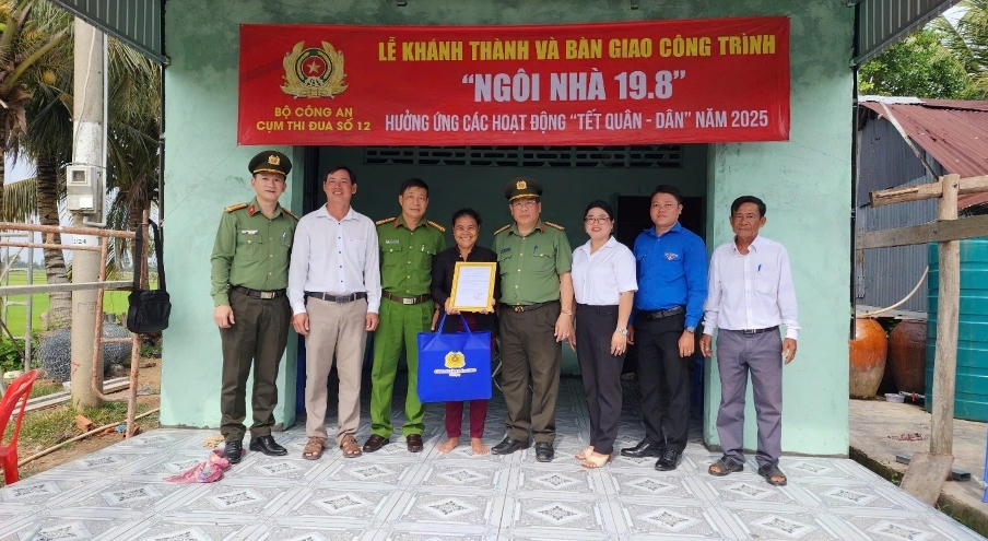 Tuổi trẻ Công an tỉnh Kiên Giang ra quân Chương trình Xuân tình nguyện