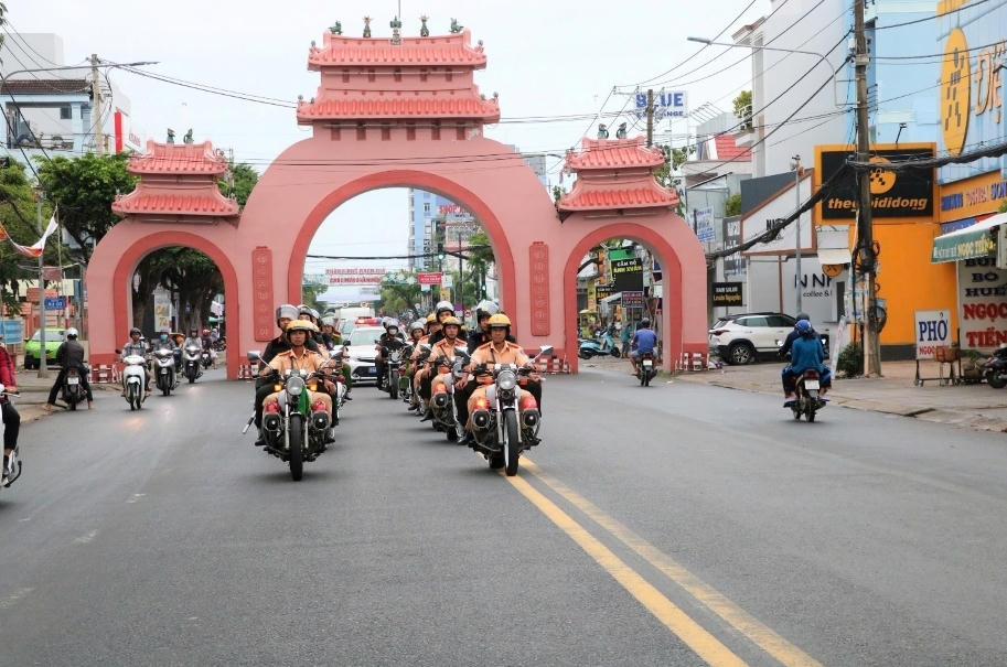 Công an Kiên Giang ra quân thực hiện đợt cao điểm tấn công, trấn áp tội phạm