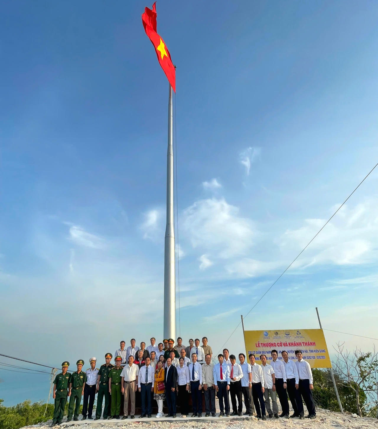 Khánh thành cột cờ Tổ quốc tại quần đảo Nam Du