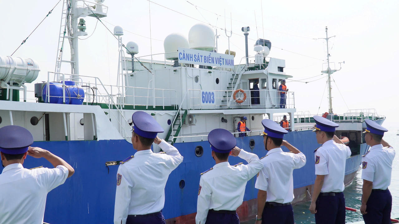 Hải trình giữ biển ngày giáp Tết