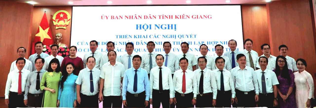 Kiên Giang: Triển khai các quyết định bổ nhiệm, điều động cán bộ, sắp xếp tổ chức bộ máy
