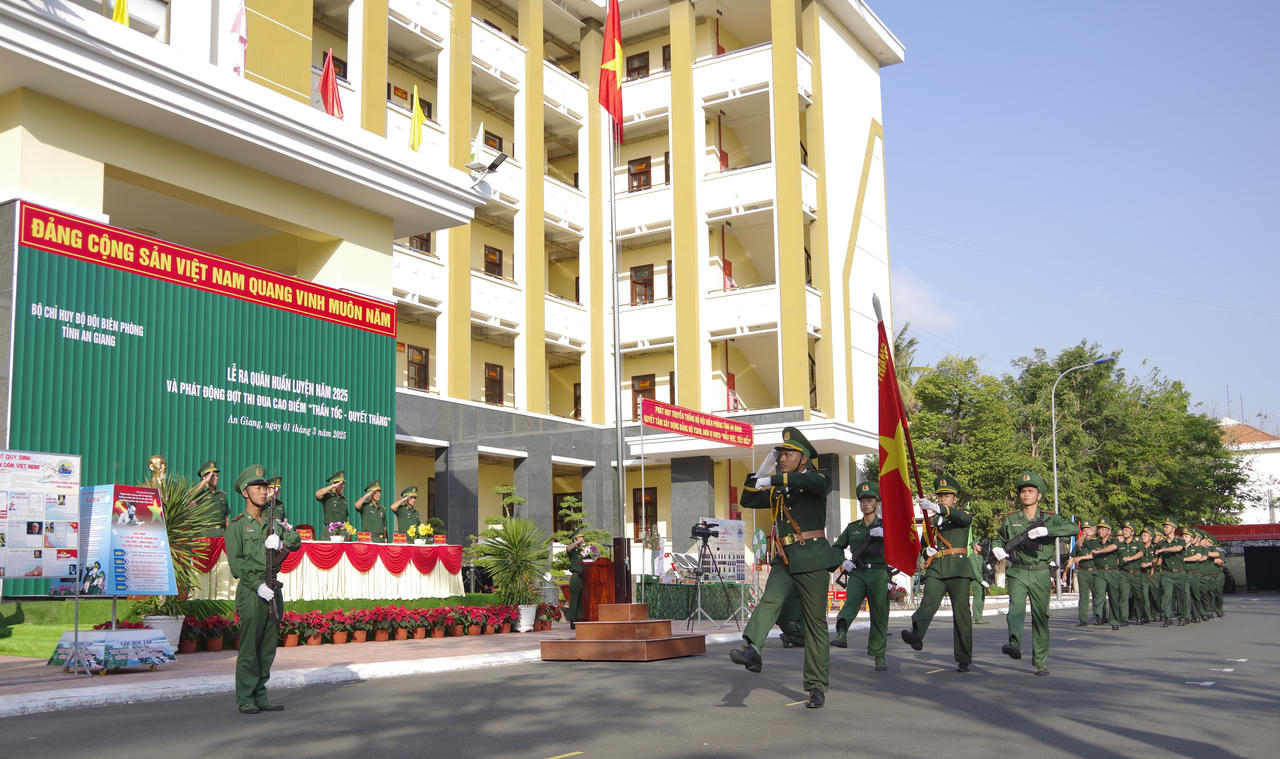 Bộ đội Biên phòng tỉnh An Giang ra quân huấn luyện năm 2025