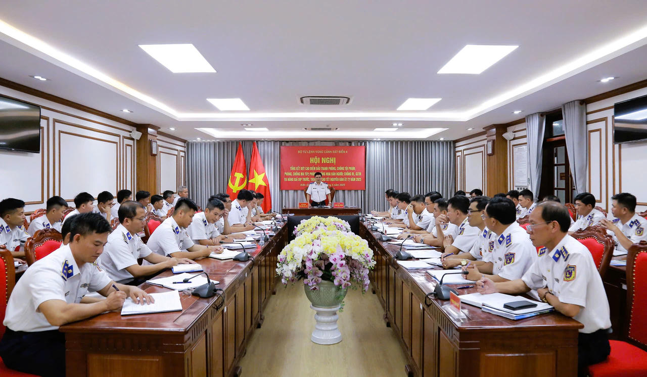BTL Vùng Cảnh sát biển 4 tích cực chủ động đấu tranh, trấn áp tội phạm