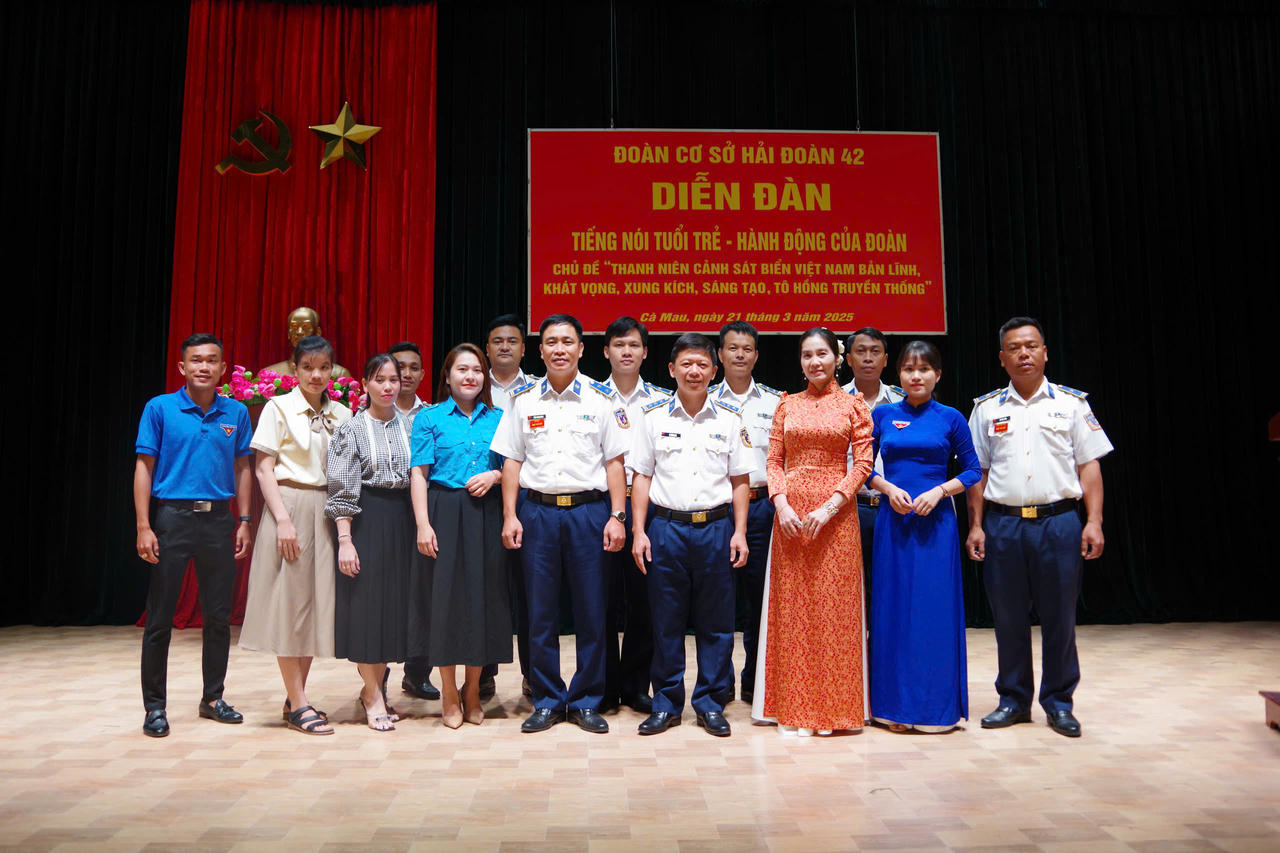 Hải đoàn 42 tổ chức diễn đàn “Tiếng nói tuổi trẻ - Hành động của đoàn”