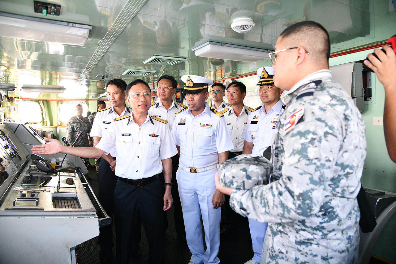 Tàu Hải quân Hoàng gia Thái Lan thăm Việt Nam