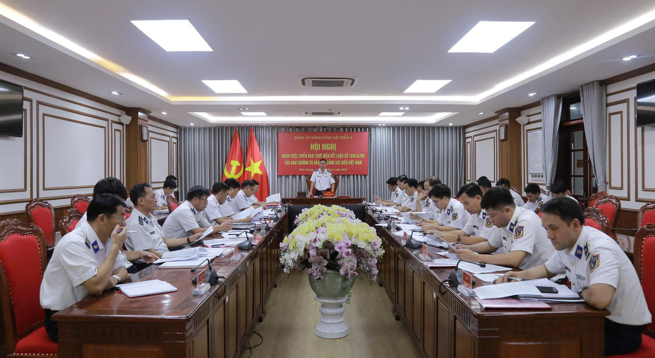 Đảng ủy Vùng Cảnh sát biển 4 thực hiện tốt nhiệm vụ đấu tranh chống vi phạm IUU