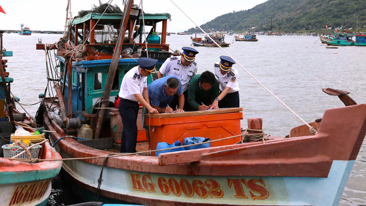 Tăng cường tuyên truyền, vận động chủ tàu, thuyền trưởng ở Kiên Giang chống khai thác IUU