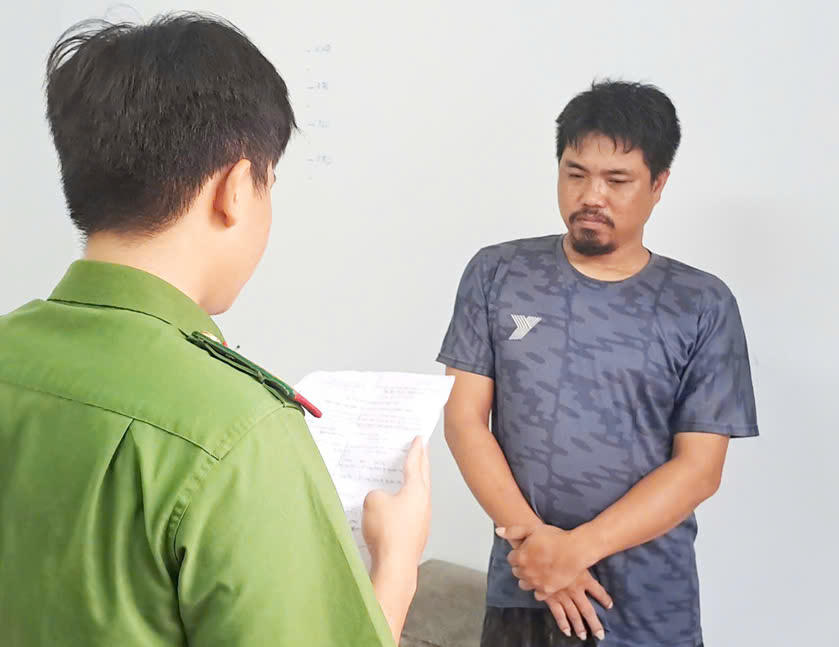 Bắt tạm giam thêm 2 đối tượng liên quan vụ án mua bán, tàng trữ trái phép chất ma túy tại Chợ Mới