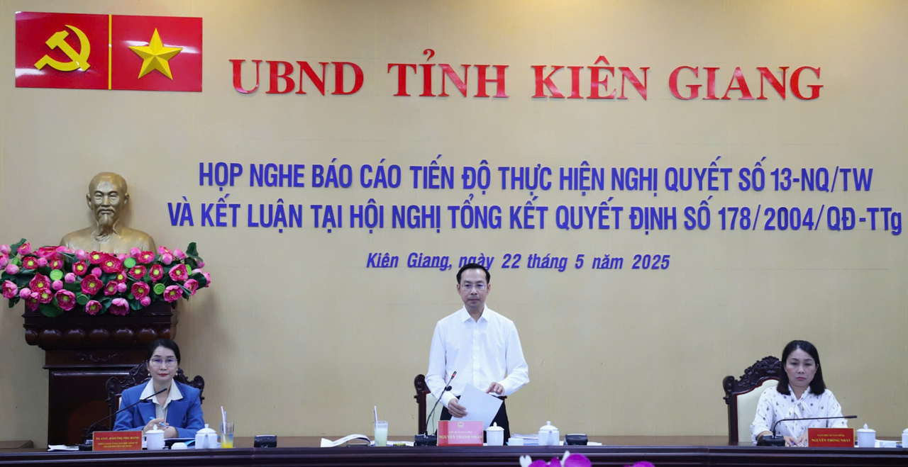 Tăng tốc triển khai các chương trình, đề án phát triển Phú Quốc