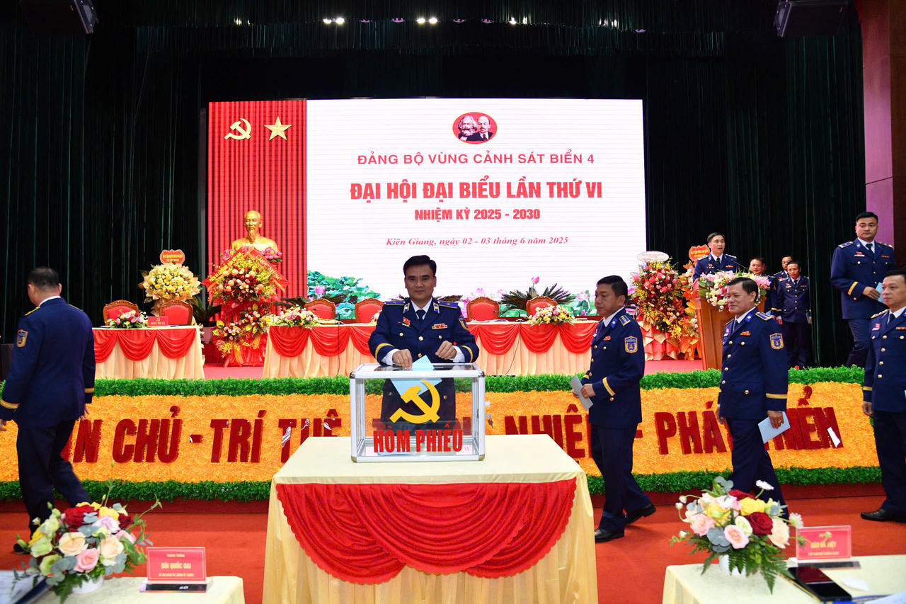 Đại hội Đảng bộ Vùng Cảnh sát biển 4: “Dân chủ, trí tuệ, trách nhiệm, phát triển”
