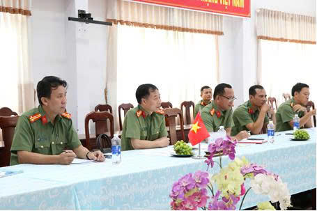 Công an Kiên Giang và Công an 3 tỉnh của Campuchia thống nhất nội dung Hội nghị sơ kết 2025