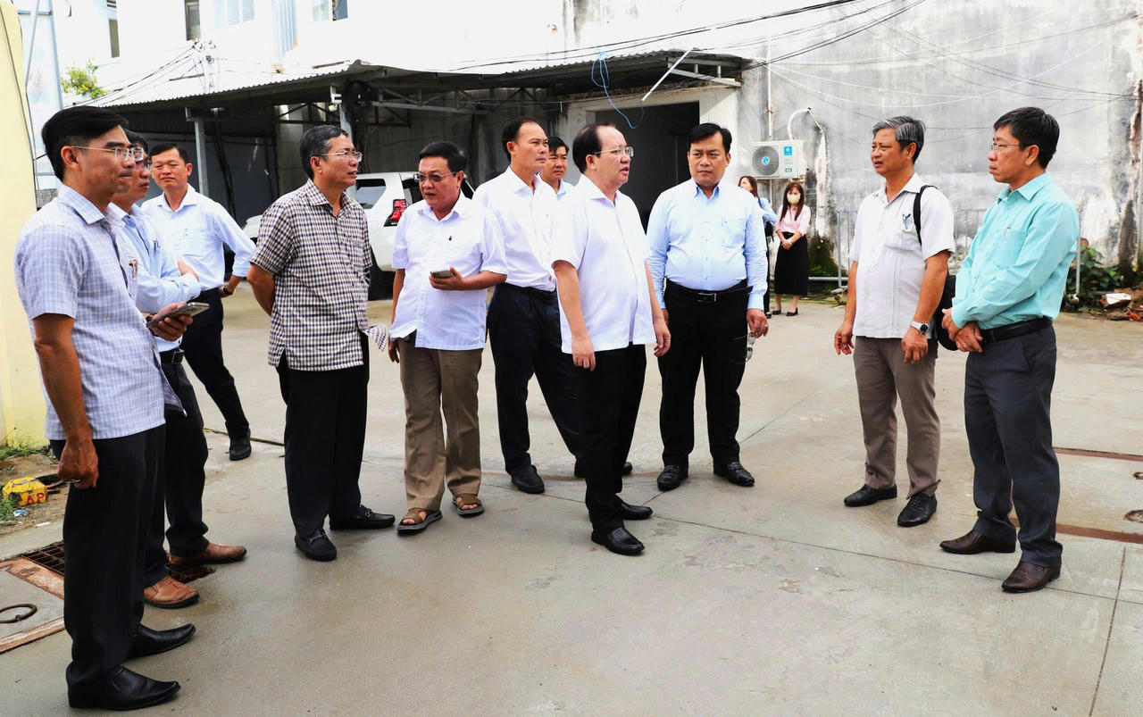 Phó Chủ tịch UBND tỉnh Kiên Giang kiểm tra, khảo sát và làm việc tại huyện Vĩnh Thuận