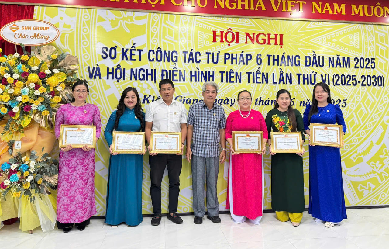 Kiên Giang: Sơ kết công tác tư pháp 6 tháng đầu năm 2025 và Hội nghị điển hình tiên tiến lần thứ VI 