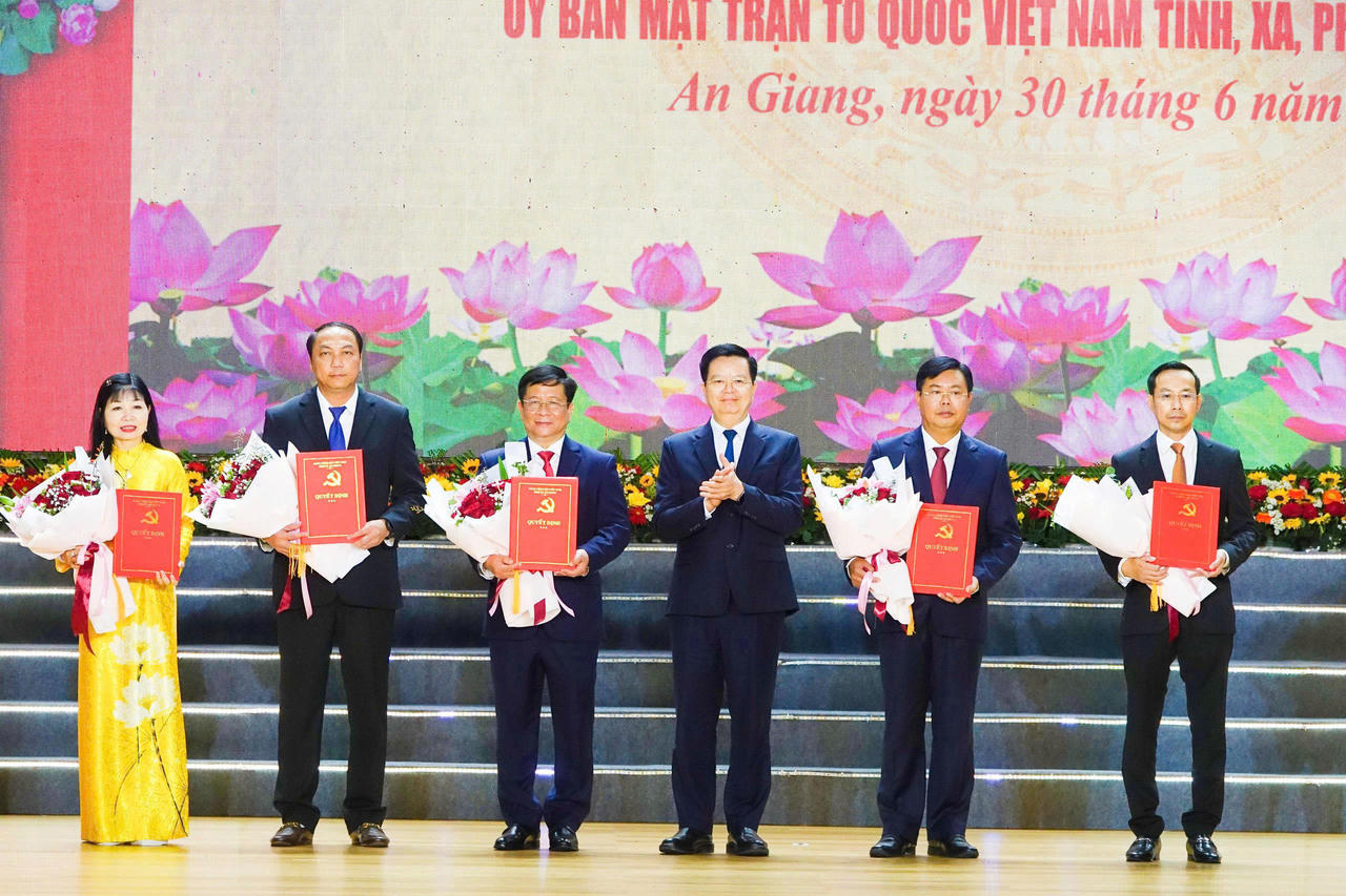 Ông Nguyễn Tiến Hải giữ chức Bí thư Tỉnh ủy An Giang mới