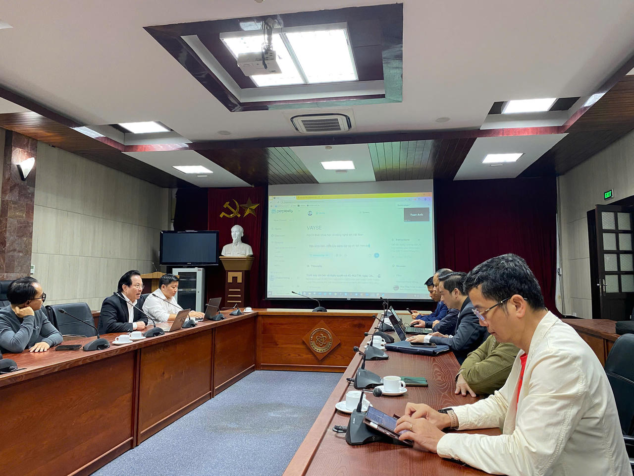 Khuyến khích trí thức trẻ sẵn sàng nghiên cứu, đột phá trong khoa học công nghệ