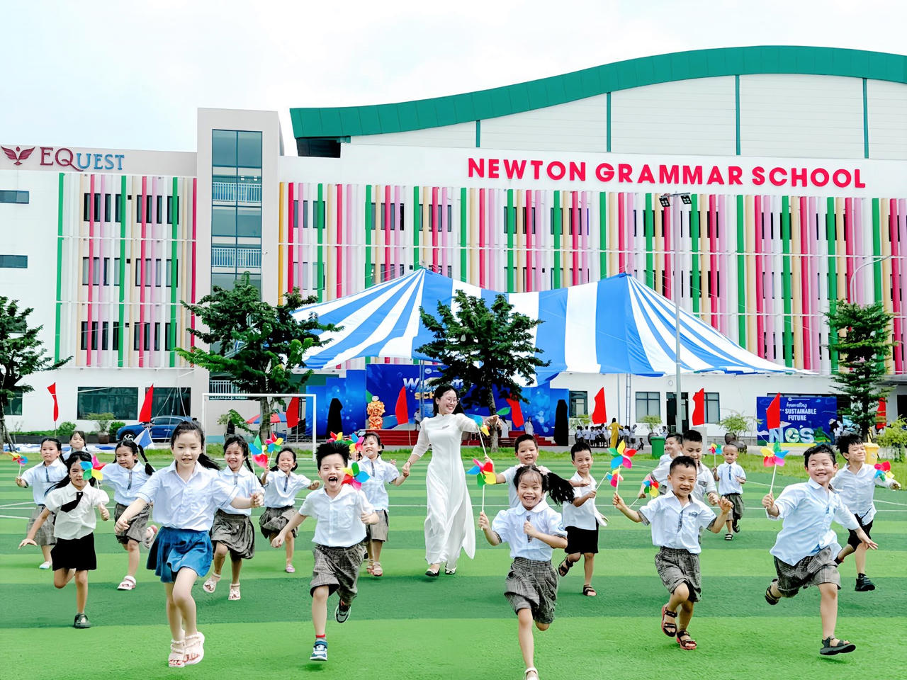 Vĩnh Phúc: Trường PTLC NEWTON chuyển mình mạnh mẽ trong giáo dục hiện đại