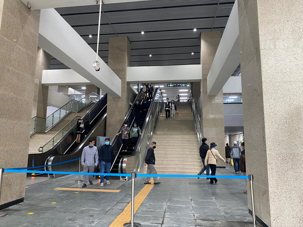 Vắng vẻ tàu Cát Linh - Hà Đông sau hơn 10 ngày hoạt động 