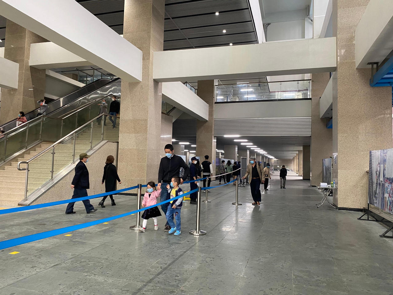 Vắng vẻ tàu Cát Linh - Hà Đông sau hơn 10 ngày hoạt động 