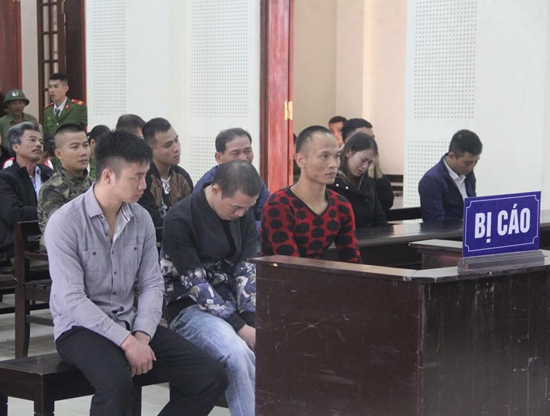 Dán cáo phó, khấn vong sống đòi nợ … nhận quả đắng bằng án tù