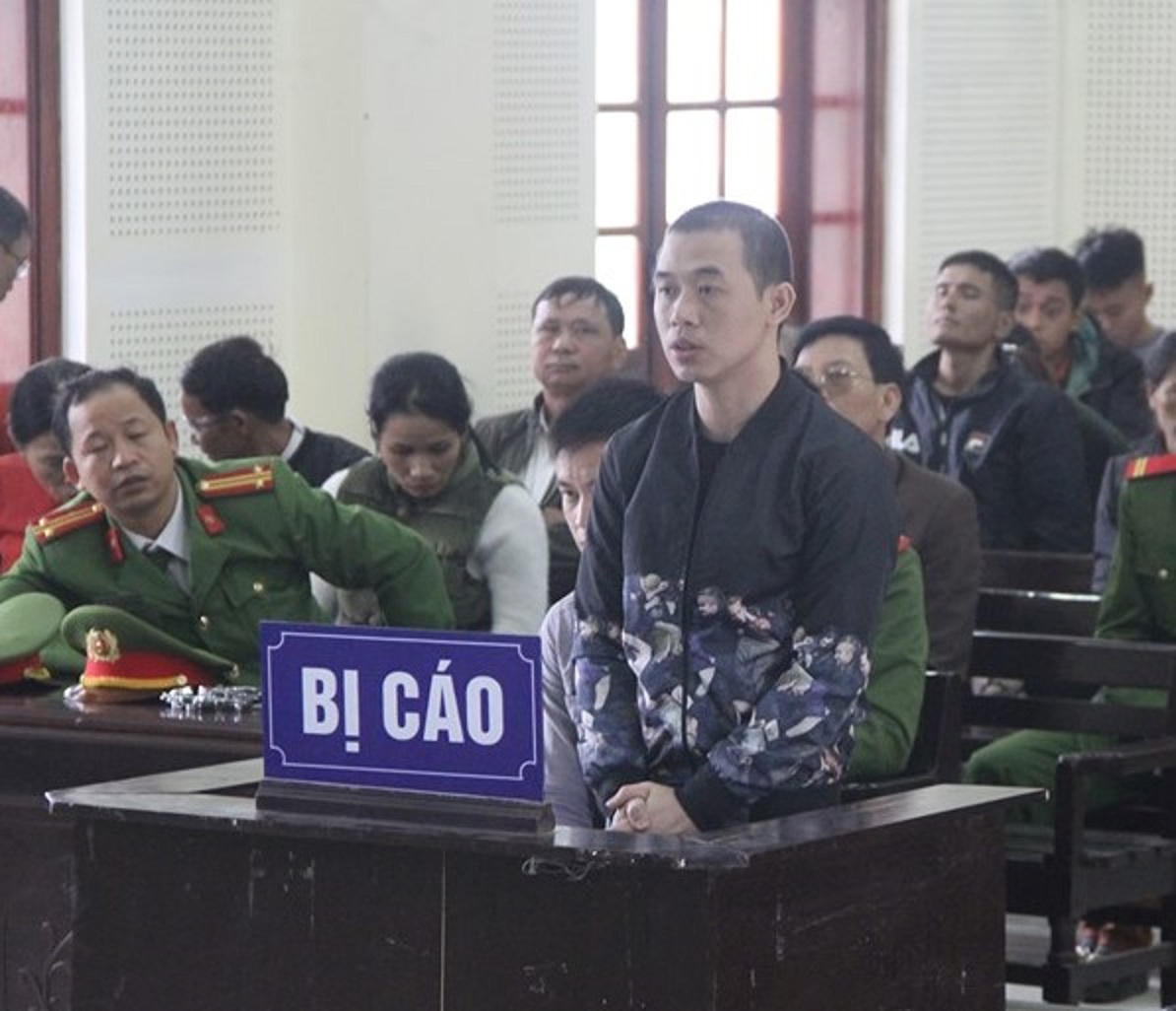 Dán cáo phó, khấn vong sống đòi nợ … nhận quả đắng bằng án tù