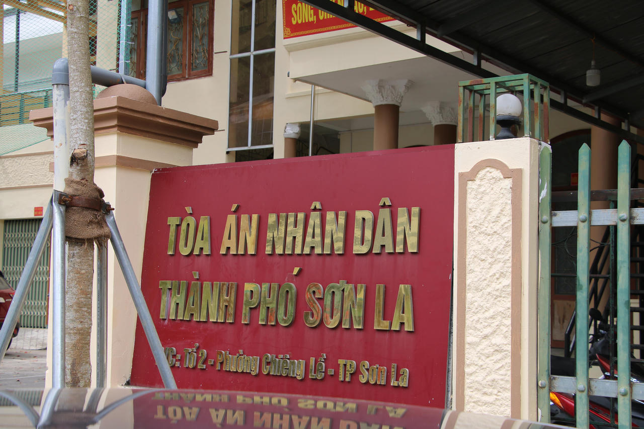 Tòa án TP Sơn La bị tố “lật ngược” phán quyết trong vụ tranh chấp đất